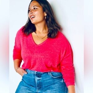 NWT! Pink Quarter Sleeve V Neck Oversized Pullover Shirt - Size XS